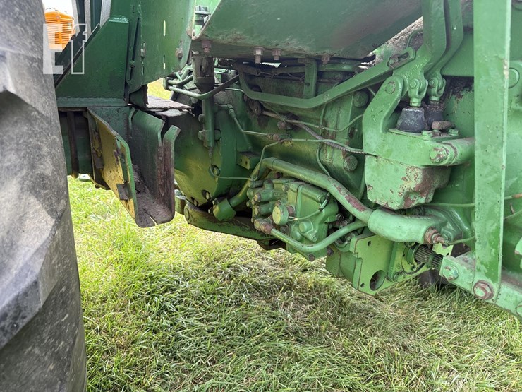 john-deere-4440-image-17