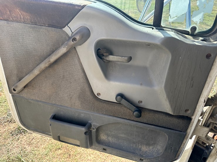1998-ford-at9513-image-69