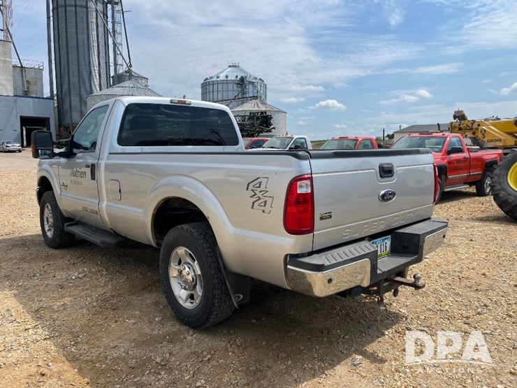 2013-ford-f250-xlt-image-13