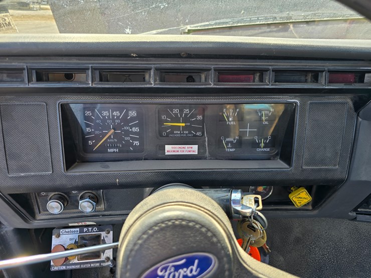 1990-ford-f800-image-60