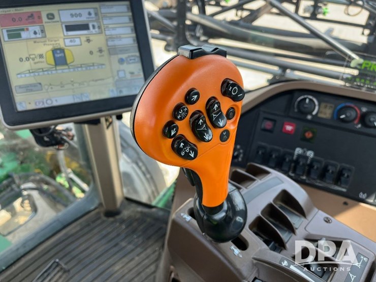 2014-john-deere-4730-image-62