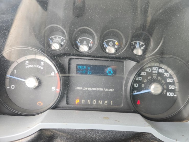 2011-ford-f550-image-54