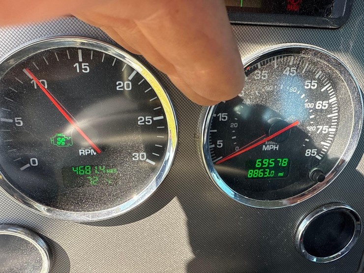 2021-kenworth-t370-image-25