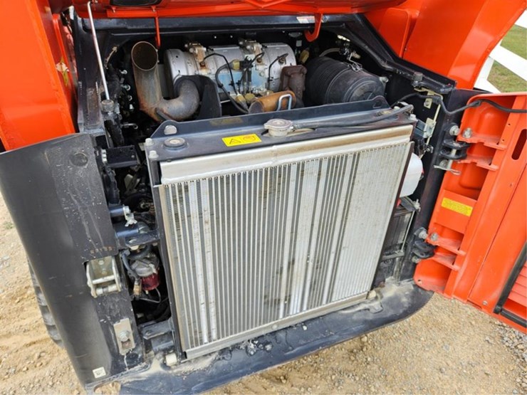 kubota-svl75-2-image-17