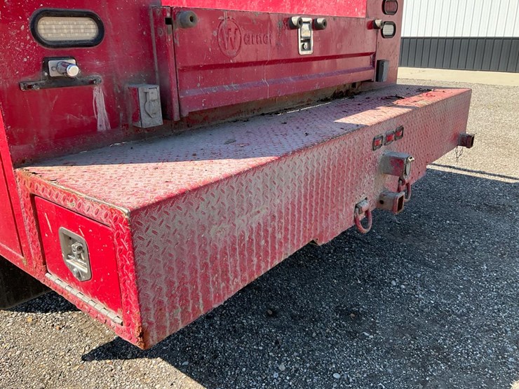 2015-ford-f550-image-46