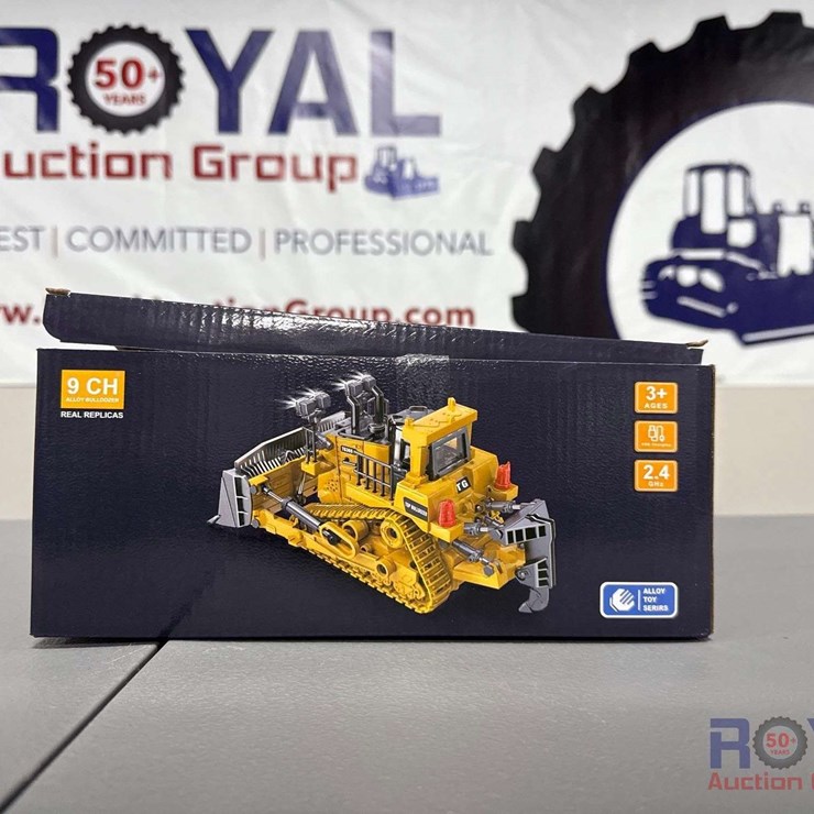 Top 9 channel RC Bulldozer