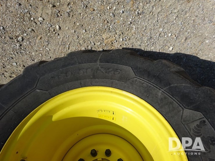 2021-john-deere-f4365-image-52
