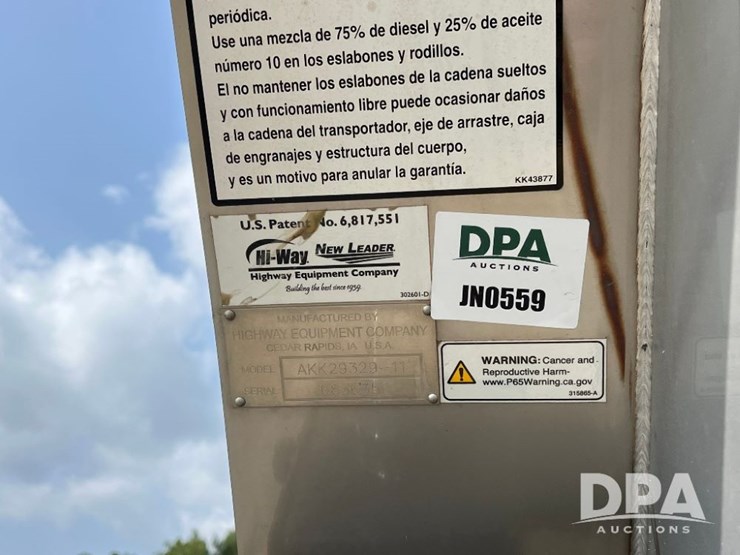 2019-john-deere-485-image-16