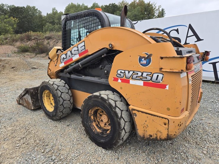 2014-case-sv250-image-3