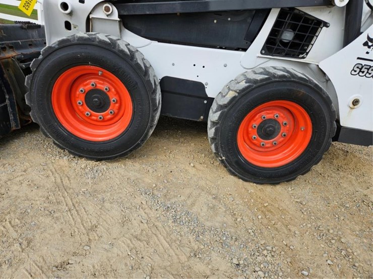 2019-bobcat-s590-image-31
