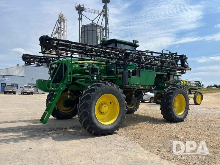 2014-john-deere-4730-image-23