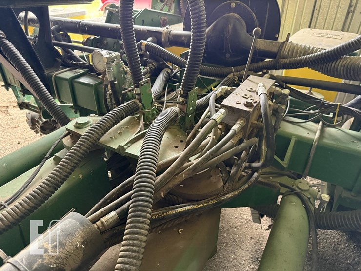 1997-john-deere-1770-image-19