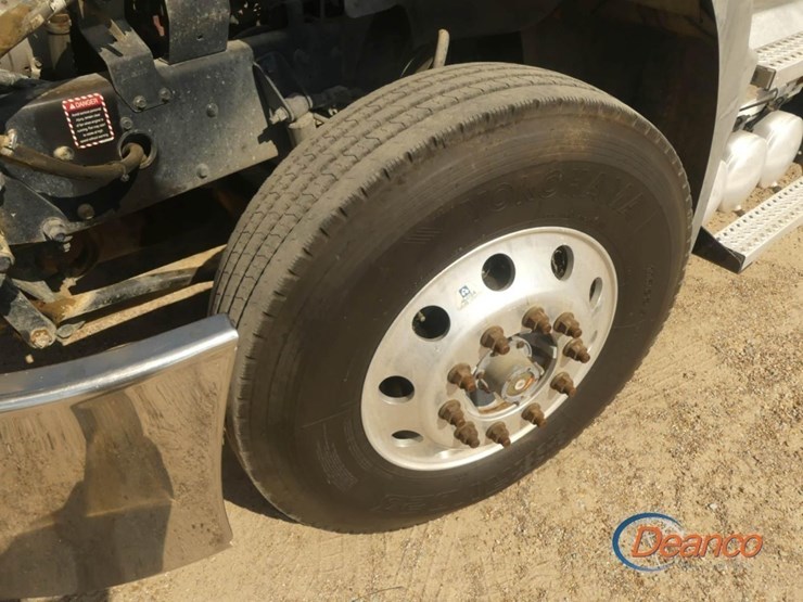 2017-mack-ch613-image-13