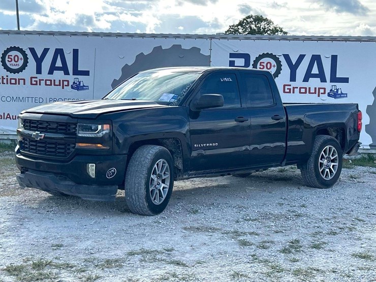 2016-chevrolet-silverado-1500-image-1