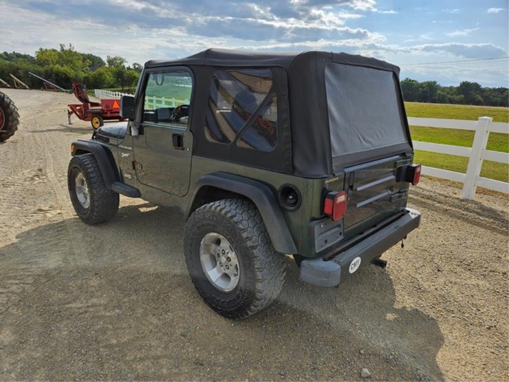 1999-jeep-wrangler-image-3