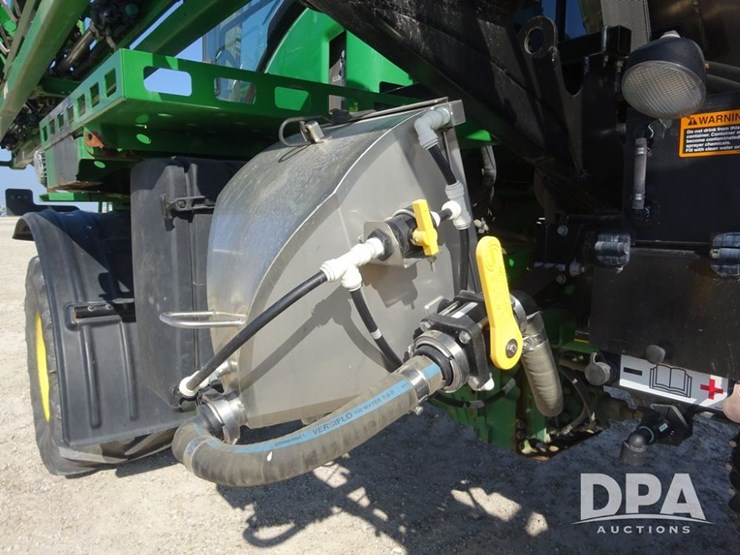 2020-john-deere-f4365-image-89