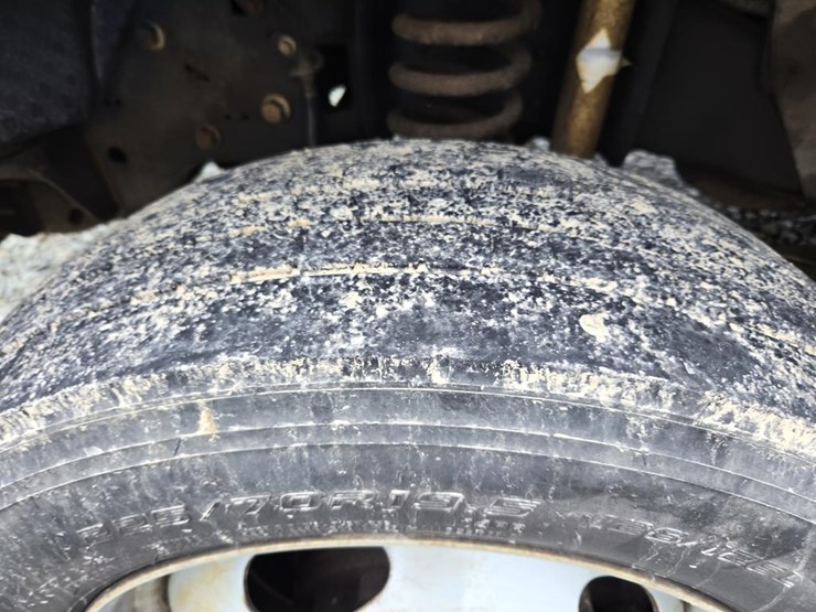 2008-ford-f550-image-58