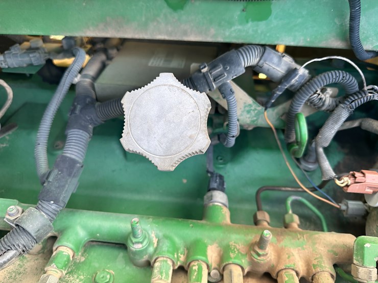 2011-john-deere-4730-image-50