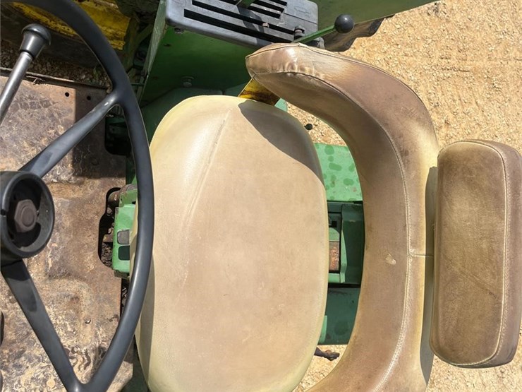 1970-john-deere-3020-image-10