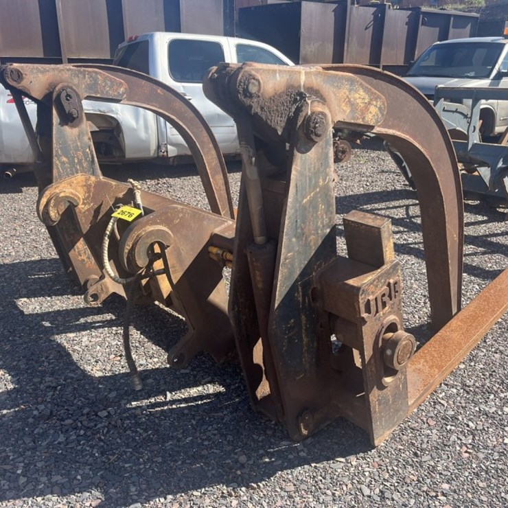#2676 • JRB Approx 96“ Loader Grapple