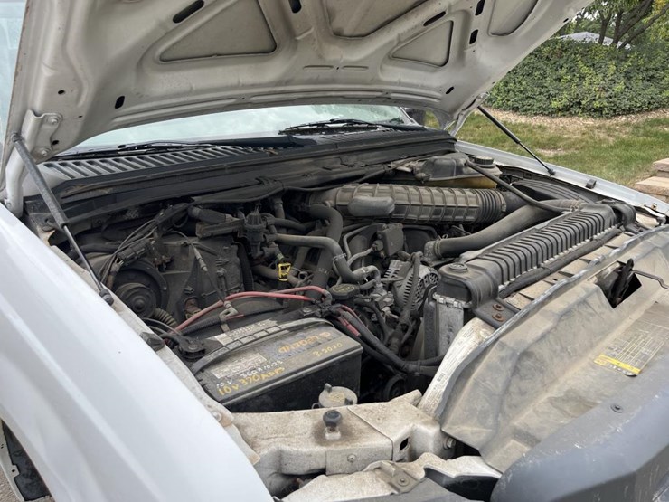 2005-ford-f350-image-32