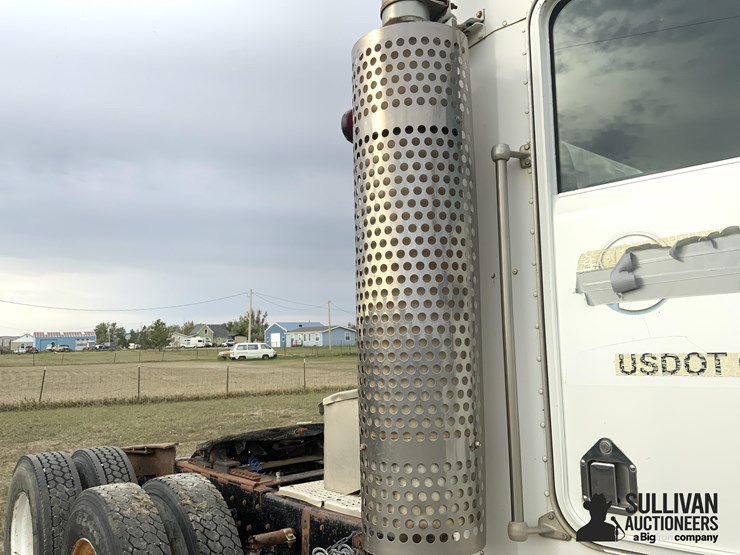 1990-kenworth-w900b-image-19