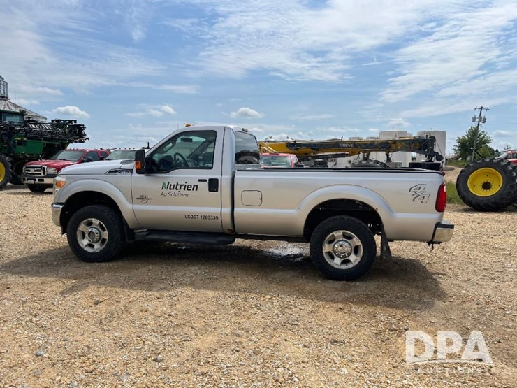 2013-ford-f250-xlt-image-15