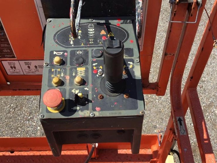 2002-jlg-4069le-image-10