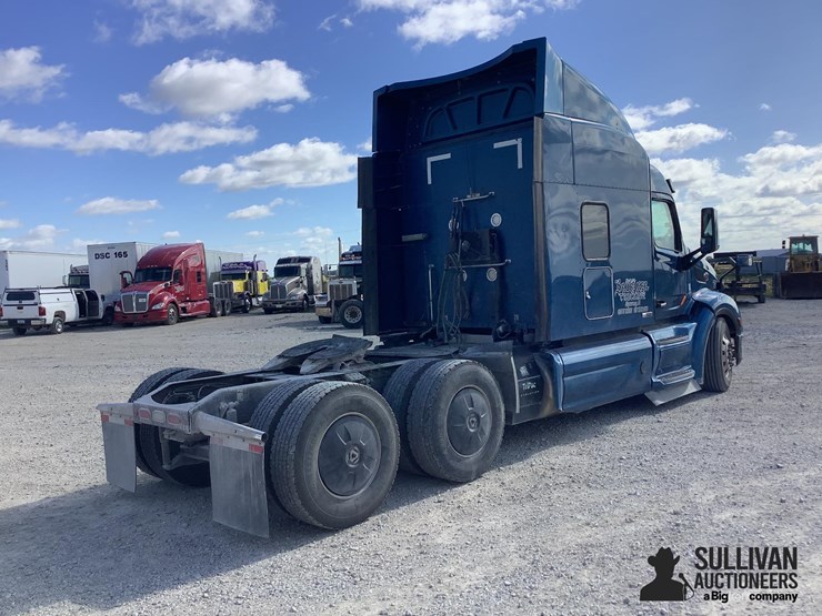 2019-peterbilt-579-image-5