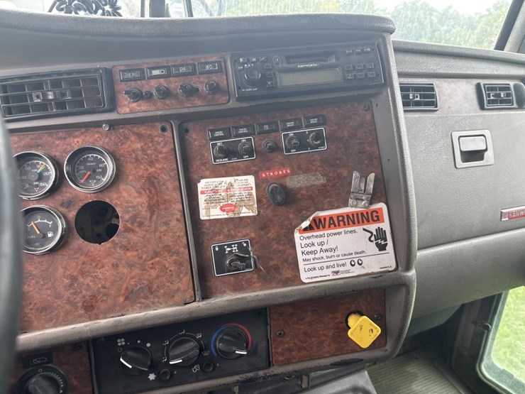 2004-kenworth-t800-image-50
