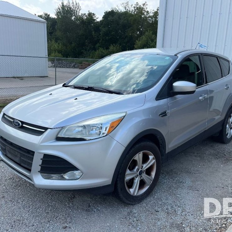 2015 FORD ESCAPE SE