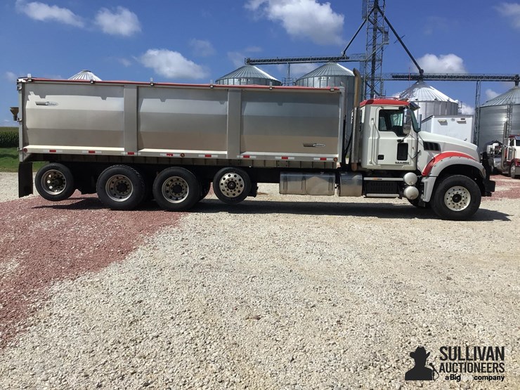 2012-mack-granite-gu713-image-4