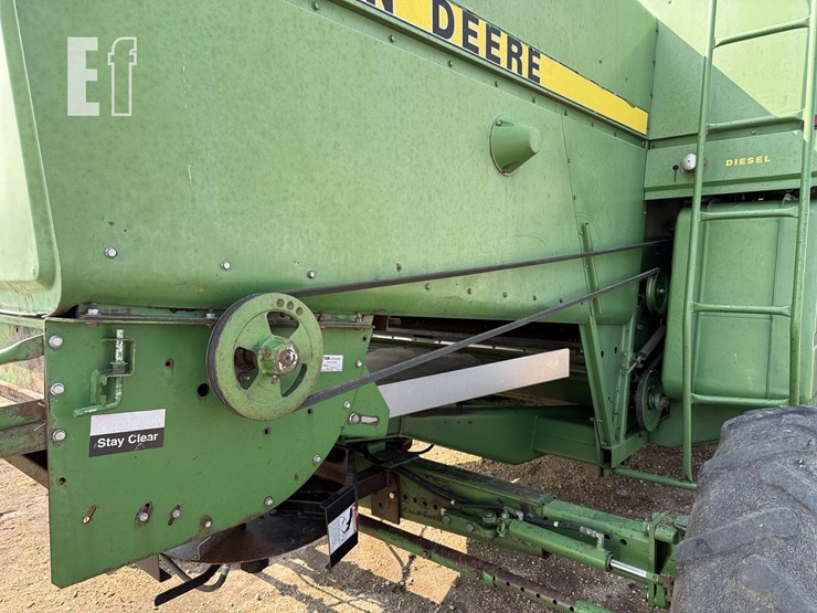 john-deere-8820-image-23