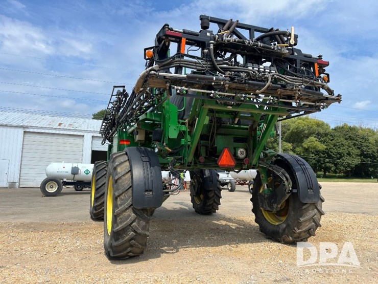 2014-john-deere-4730-image-16