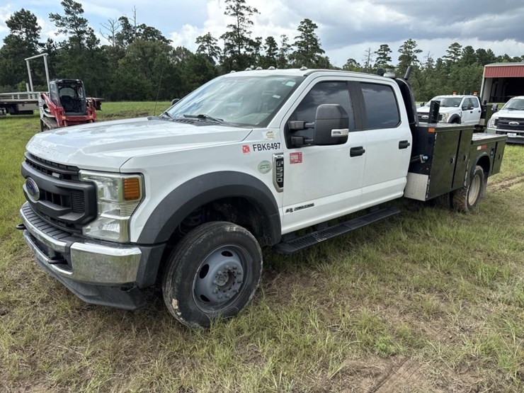 2020-ford-f550-image-1