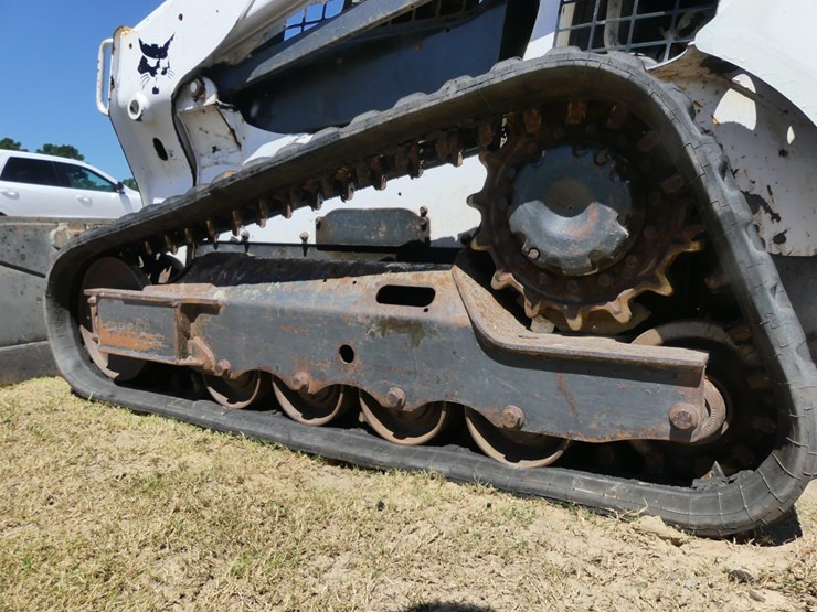 2018-bobcat-t590-image-8
