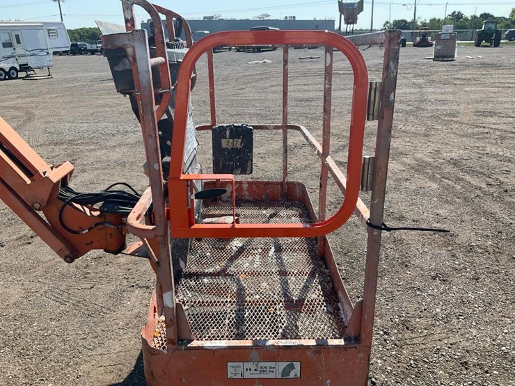 2004-jlg-m600jp-image-24