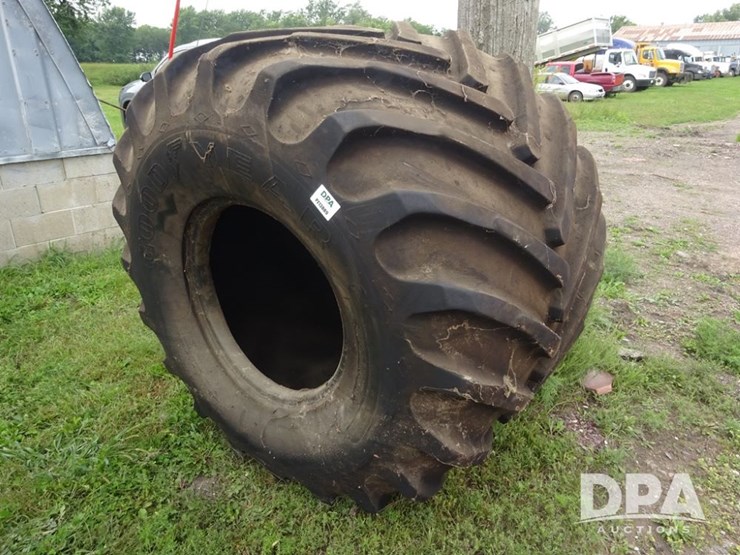 good-year-flotation-tire-(pz13889)-image-1
