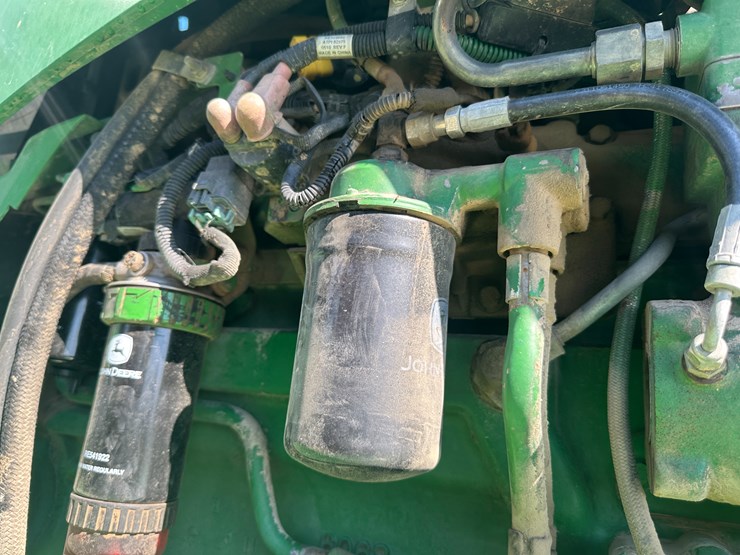 2011-john-deere-4730-image-42