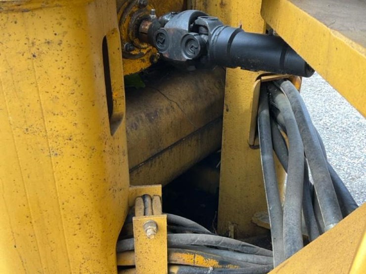 1985-deere-648d-image-73