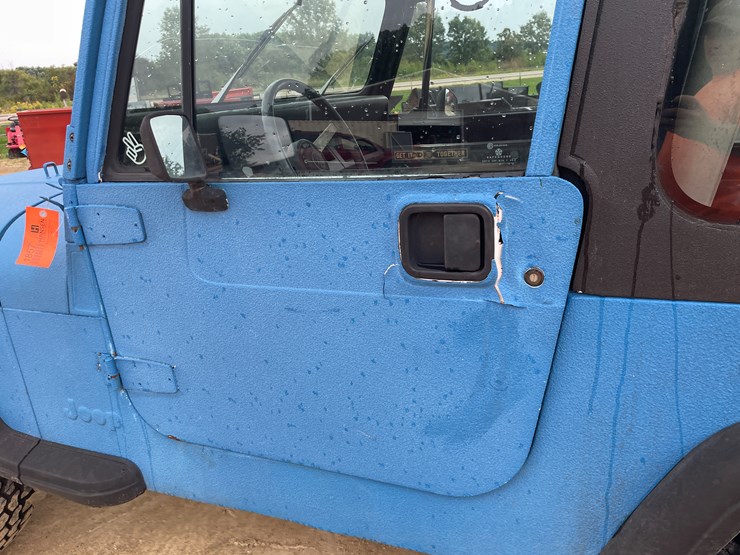 1990-jeep-wrangler-image-25