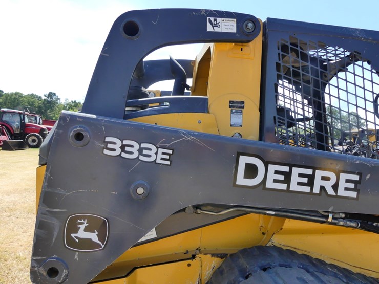 deere-333e-image-6