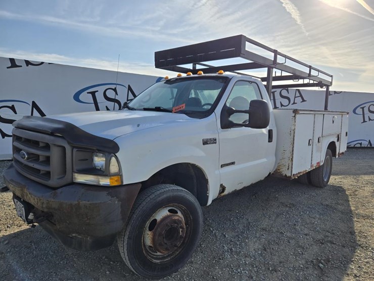 2002-ford-f550-image-1
