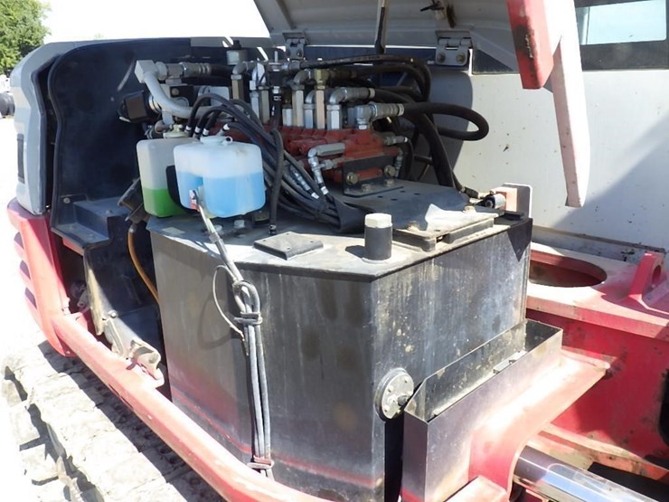 2017-takeuchi-tb290-image-19