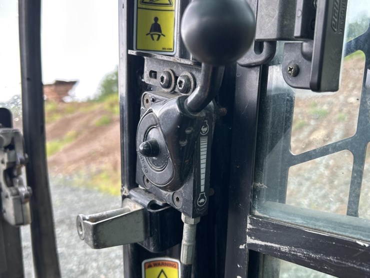 2009-caterpillar-289c-image-32