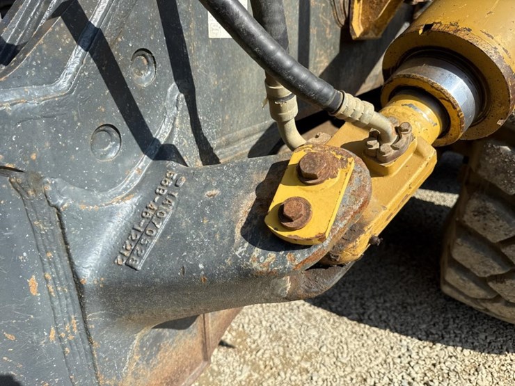 komatsu-hm400-2-image-54