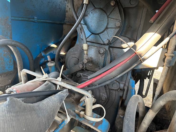 1990-ford-876-image-40
