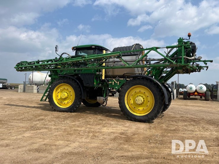 2018-john-deere-r4045-image-18