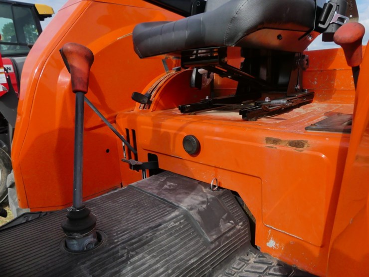 kubota-m6800-image-10