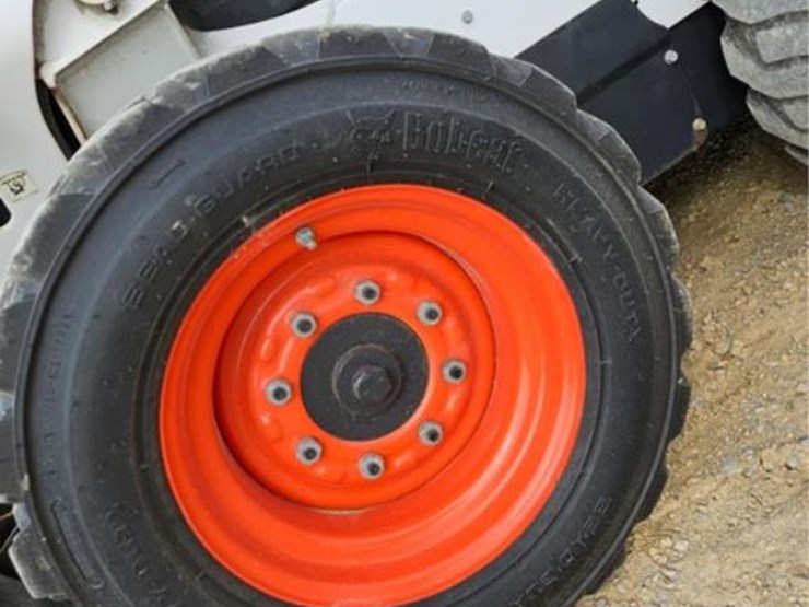 2019-bobcat-s590-image-32
